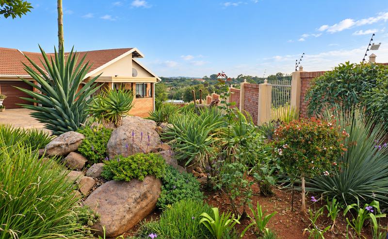 2 Bedroom Property for Sale in Langenhovenpark Free State